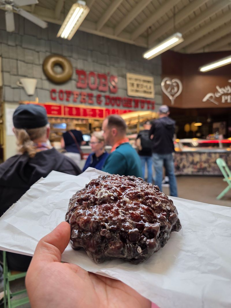 Bob's Coffee & Doughnuts - Los Angeles, California