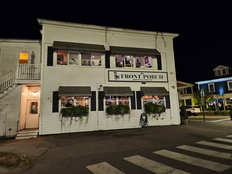 The Front Porch Piano Bar & Restaurant - Ogunquit, Maine