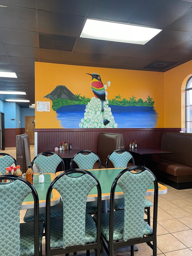 14 North Carolina Tortillerias Pressing Fresh Stacks So Fast Locals Time Their Visits 11 La Milpita Restaurante LLC - Burlington, North Carolina