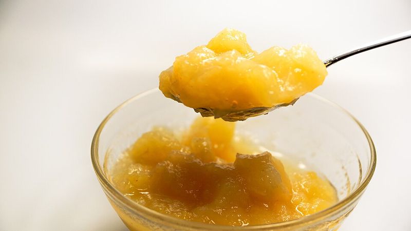 Sweetened applesauce