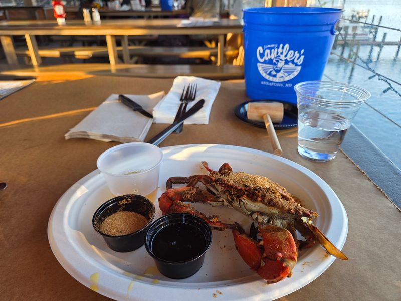 Pairing Drinks With Crabs