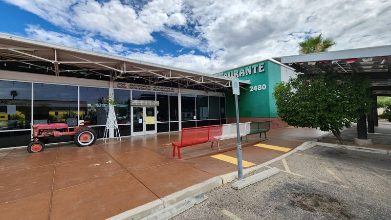 This Arizona Taco Stand Has Lines Forming Before the First Order Gets Called 14 Parking, Lines, And Patience Tips