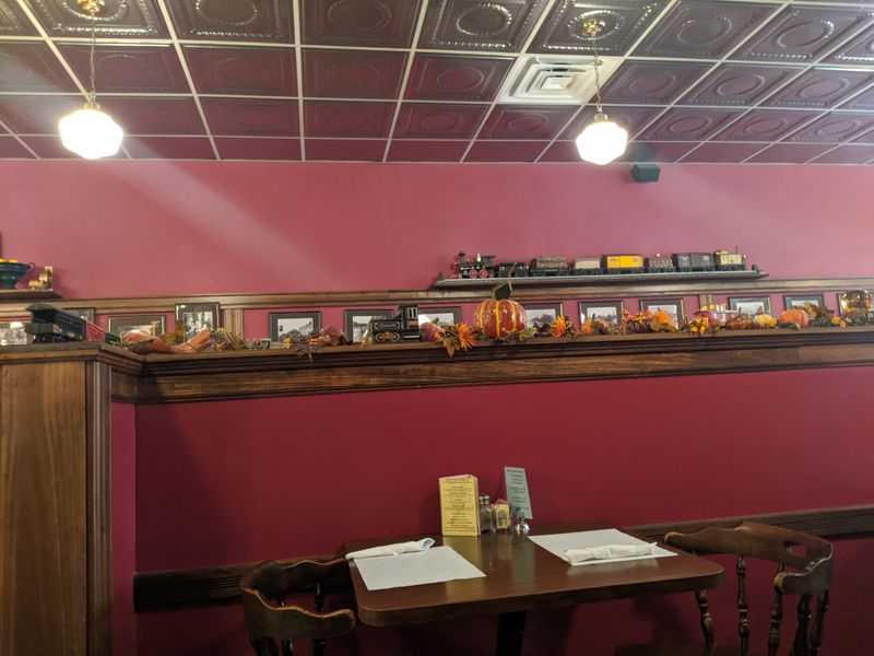 This Tennessee Soda Fountain Serves Old-School Plates Locals Say Feel Like A Time Capsule 8 Know Before You Go: Hours And Rhythm