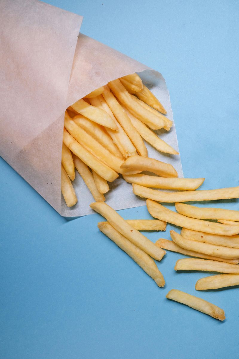18 Foods That Only Hit When You Eat Them Standing Up 13 Fast food fries