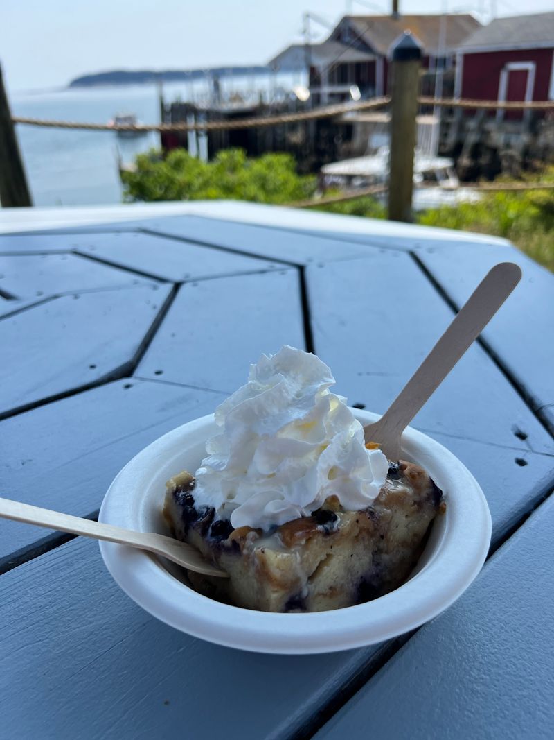 This Maine Lobster Roll Shack Keeps The Menu Small - And The Quality Loud 6 Blueberry Sweets By The Sea
