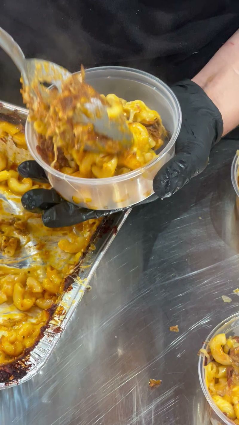 Mac And Cheese Comfort Scoop