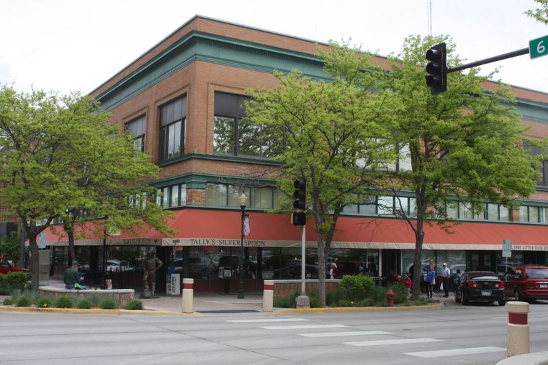 10 South Dakota Cafes Where Lunch Feels Like A Town Tradition 15 Tally's Silver Spoon - Rapid City, South Dakota
