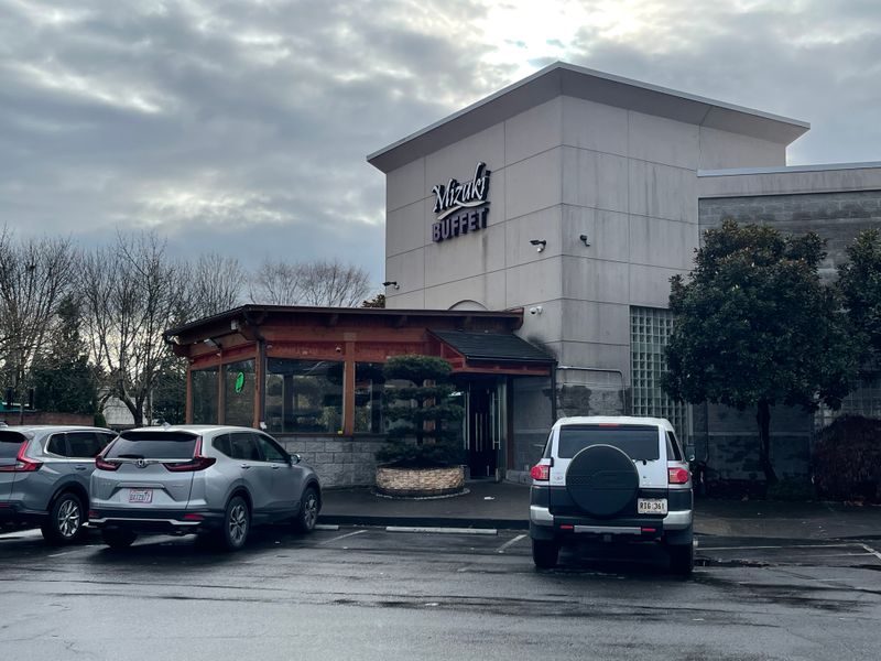 Mizuki Buffet - Tukwila, Washington