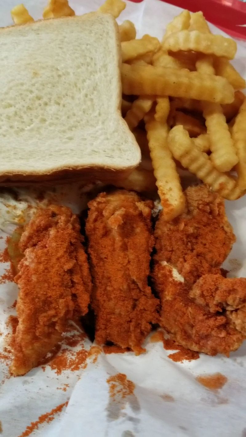 Bolton's Spicy Chicken & Fish - Nashville, Tennessee