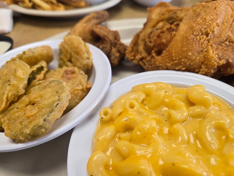 This Mississippi Diner Serves Classic Plates Locals Say Still Taste Like The Old Days 8 Delta Hot Tamales