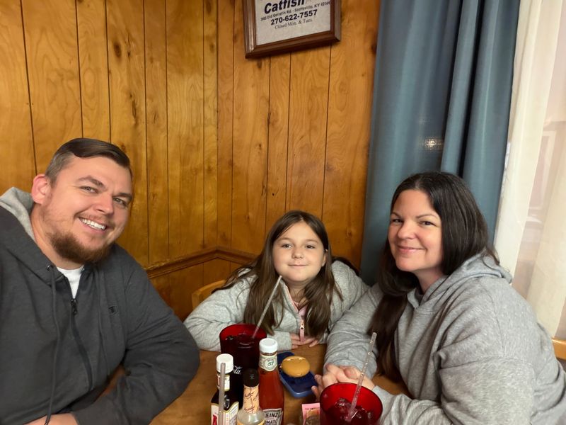 Family Friendly Dining Vibes