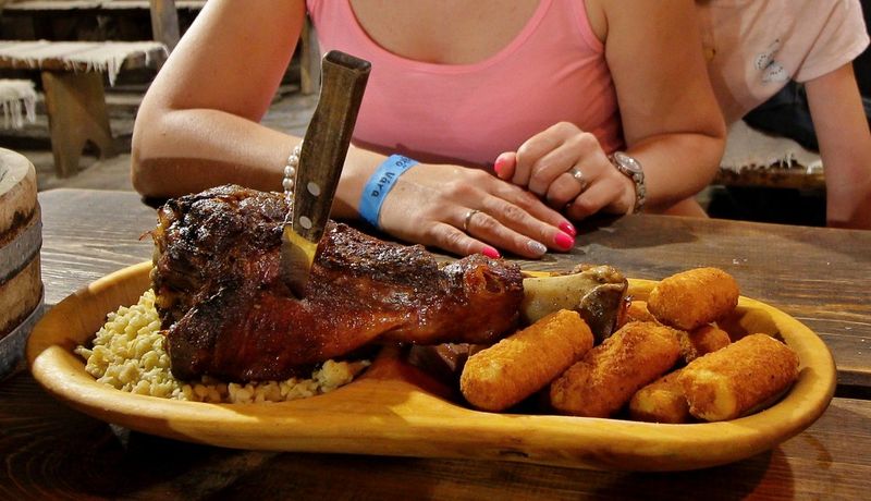 Food challenge plate