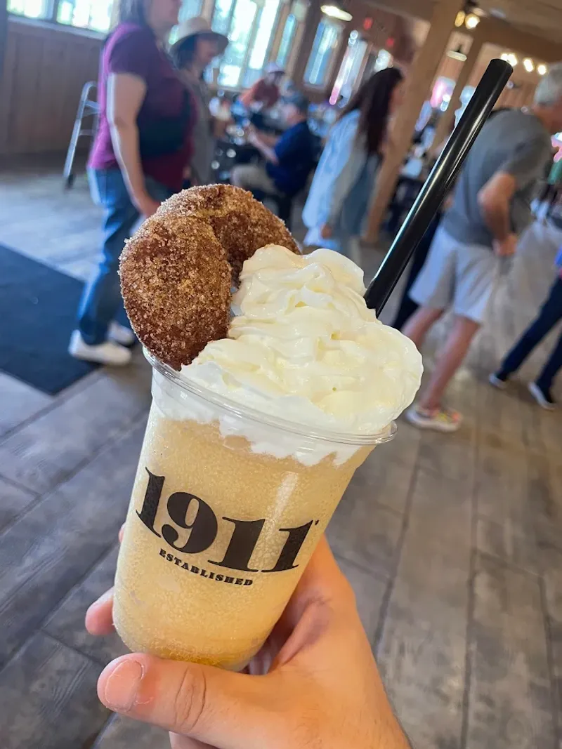 Beak & Skiff Apple Hill Campus / 1911 Tasting Room - Lafayette, New York