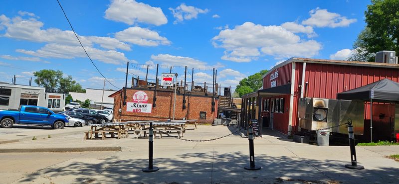 Neighborhood Feel on Central Ave