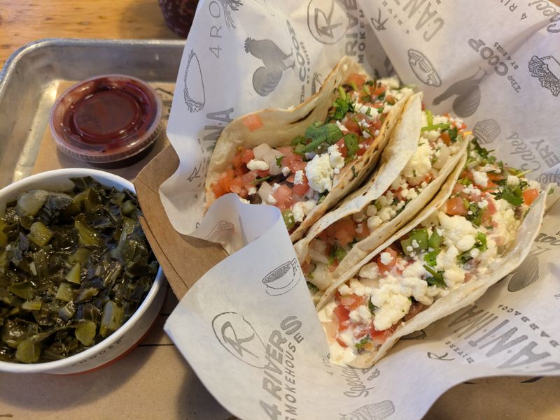 This Humble Florida Restaurant Is Known for Pulled Pork People Swear By 11 Wings, Tacos, And Fun Extras