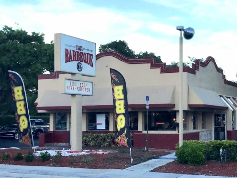 Troy's Barbeque and Southern Kitchen - Boynton Beach, Florida
