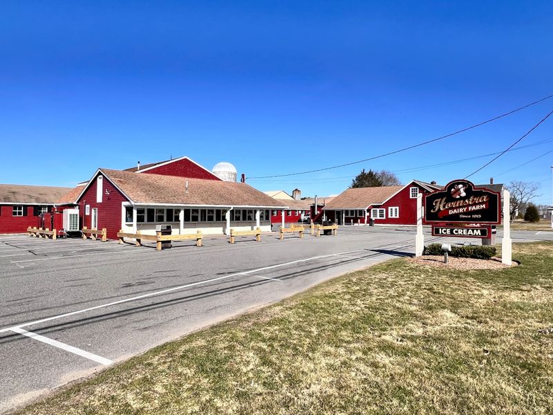 Hornstra Farm Store - Whitman, Massachusetts
