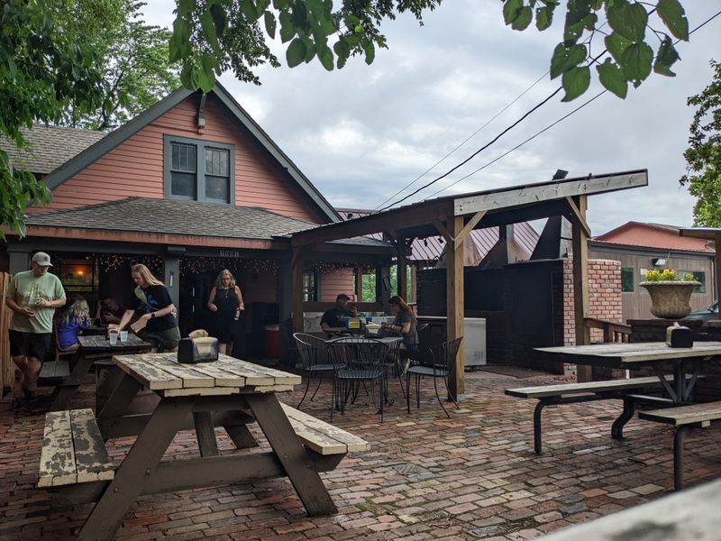 Woodyard Bar-B-Que - Kansas City, Kansas