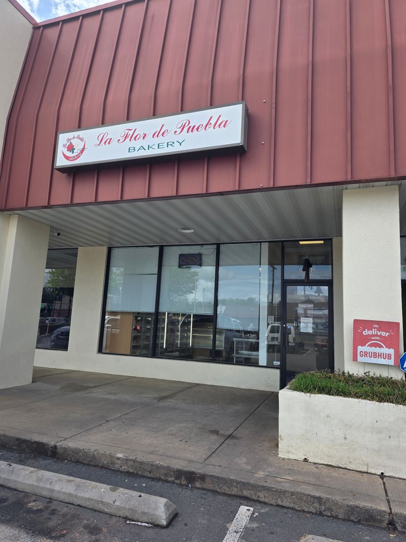 La Flor De Puebla Bakery - Manassas, Virginia