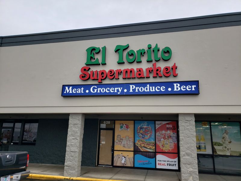 El Torito Supermarket - Salem, Oregon