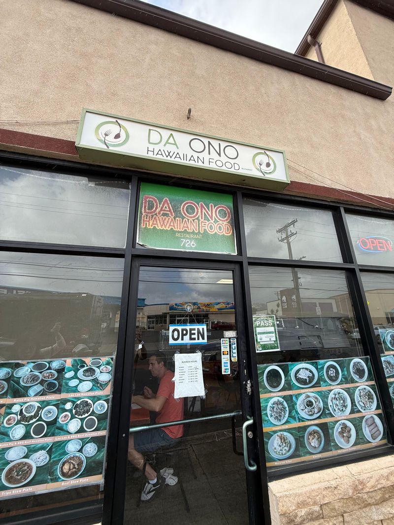 Da Ono Hawaiian Food - Honolulu, Hawaii