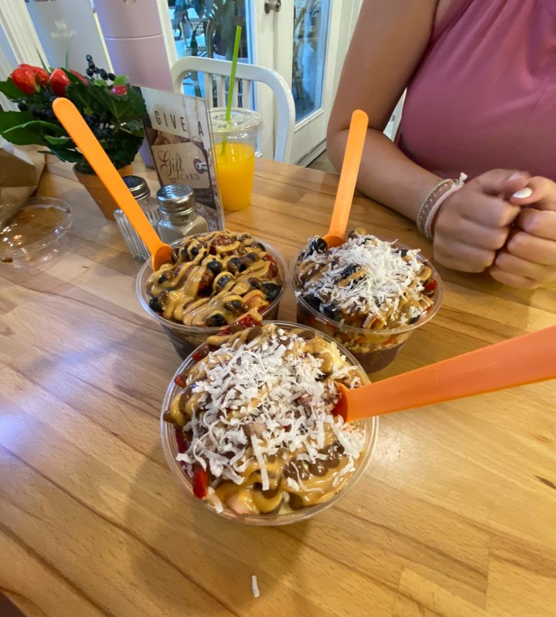 Acai Beach Bowl Break