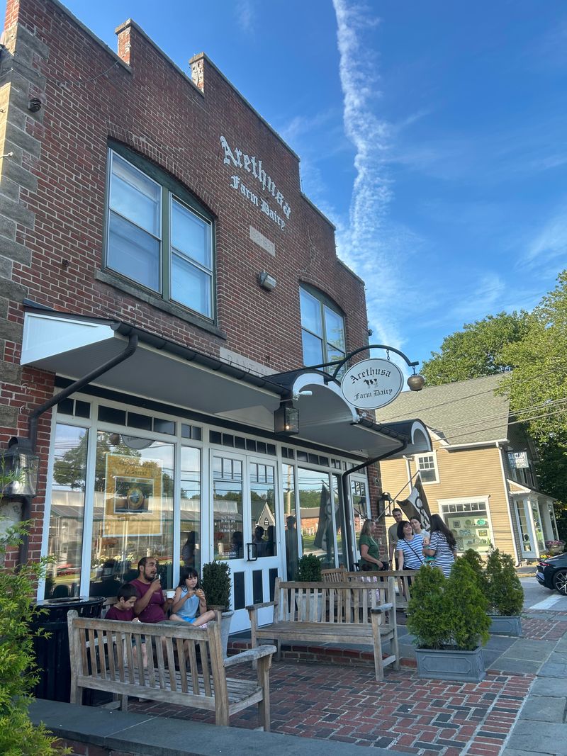 Arethusa Farm Dairy - Bantam, Connecticut