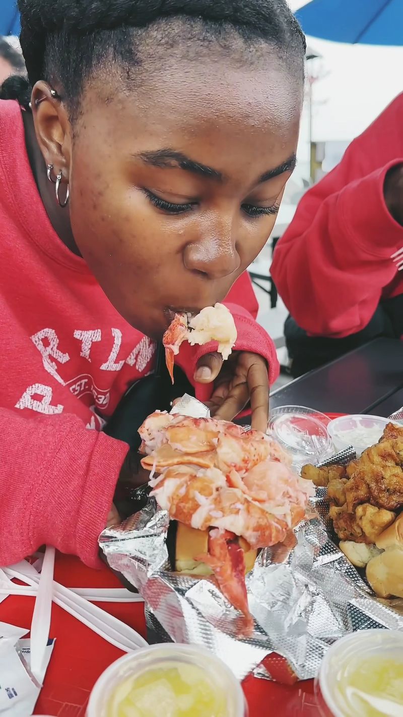 This Maine Seafood Shack Only Does A Few Things - And Does Them Exceptionally Well 15 Kid Friendly, Grown Up Approved