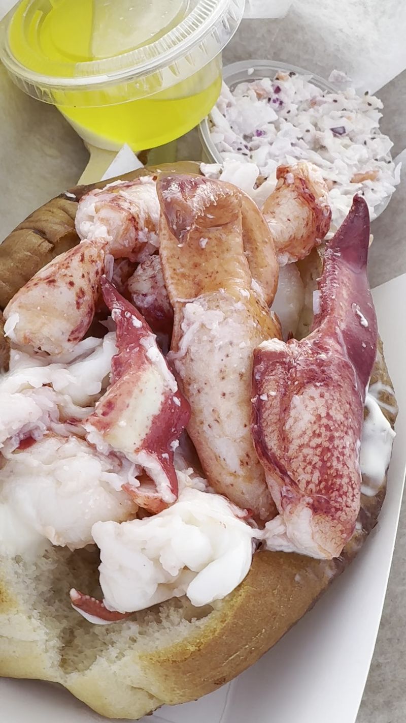 This Maine Lobster Roll Shack Keeps The Menu Small - And The Quality Loud 11 First Timer’s Order Game Plan