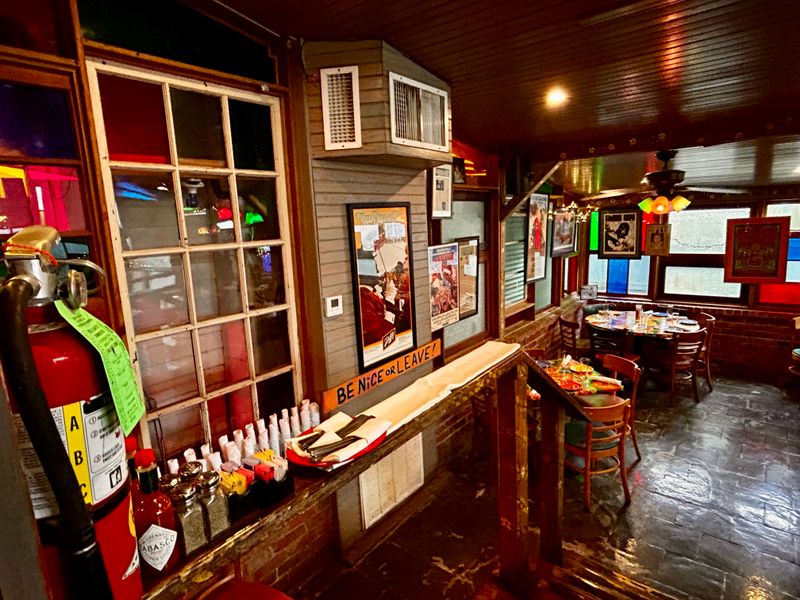 Reservations And Walk-Ins