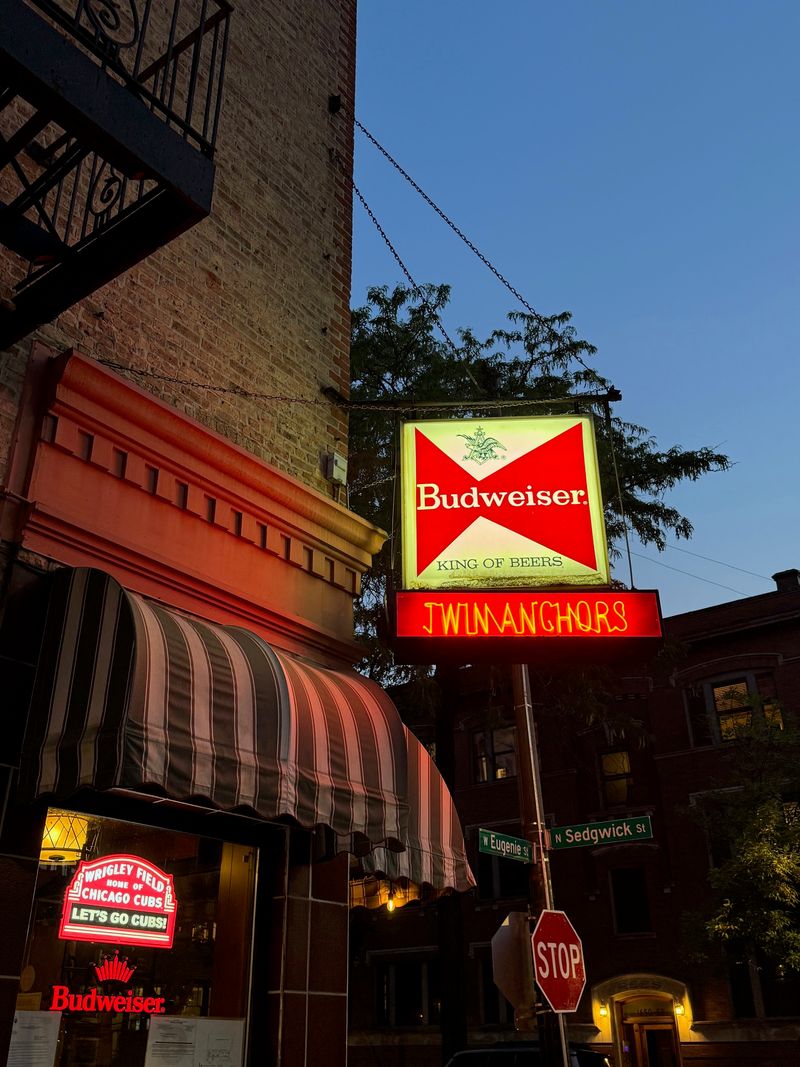 Twin Anchors Restaurant & Tavern - Chicago, Illinois