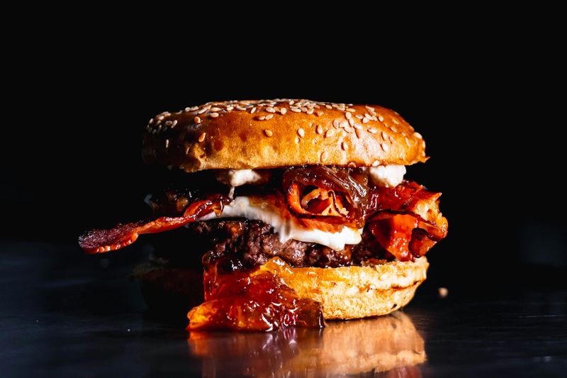 24 “Fancy” Foods That Are Mostly Just Hype 27 Gourmet burger