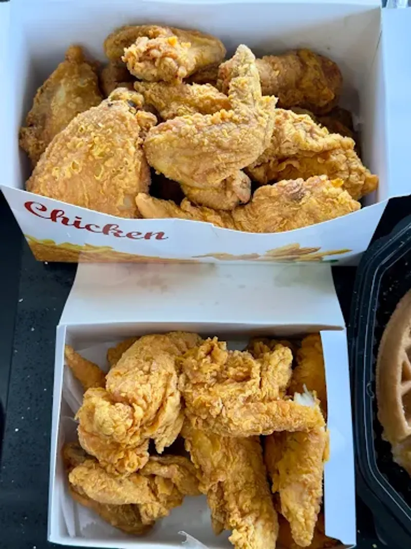 Lemon Pepper Wing Platter