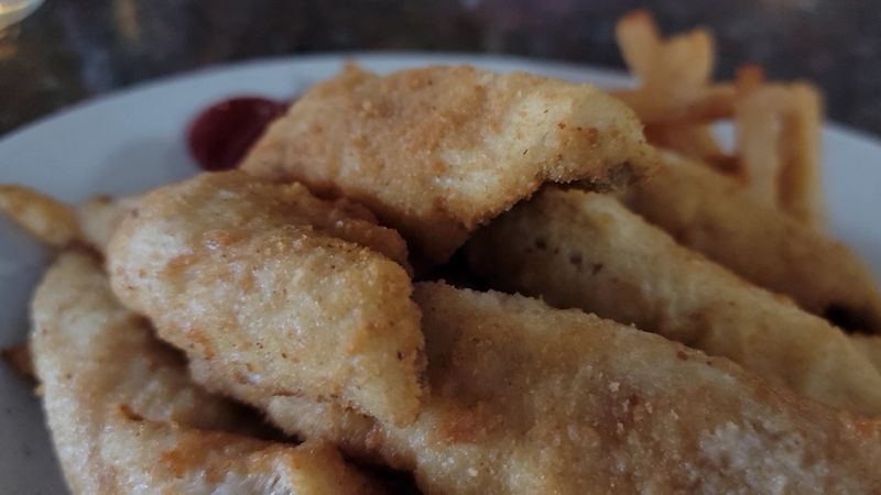13 Wisconsin Fish Fry Taverns Where The Cod Comes Out Crackling And The Seats Fill Fast 15 Wendt's on the Lake - Van Dyne, Wisconsin