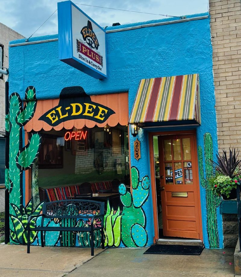 El-Dee Plus - Lyons, Kansas