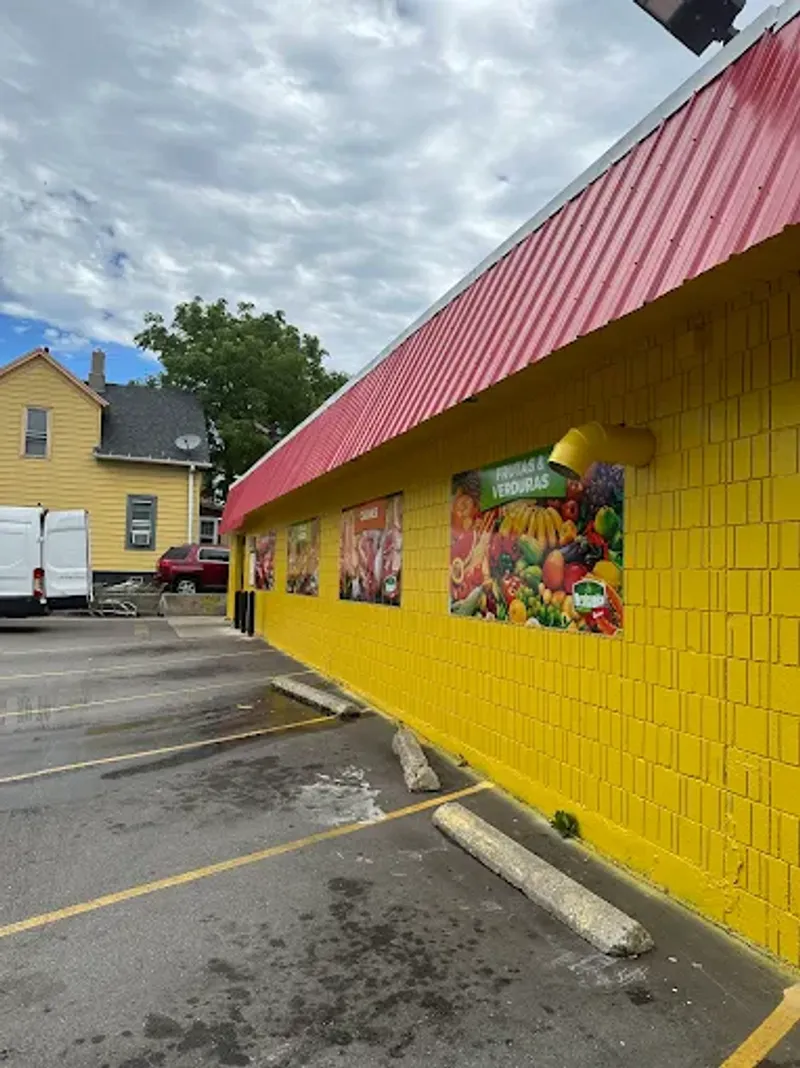 La mexicanita fresh market - Racine, Wisconsin