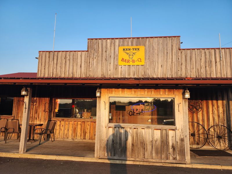 Ken-Tex BBQ - Shelbyville, Kentucky