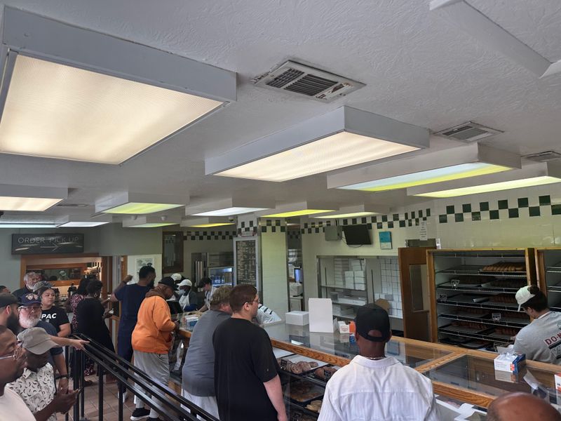 This Indiana Donut Shop Sells Out Before 9 AM And Regulars Know Which Day To Go 15 Hours, Routine, And Early Sellouts