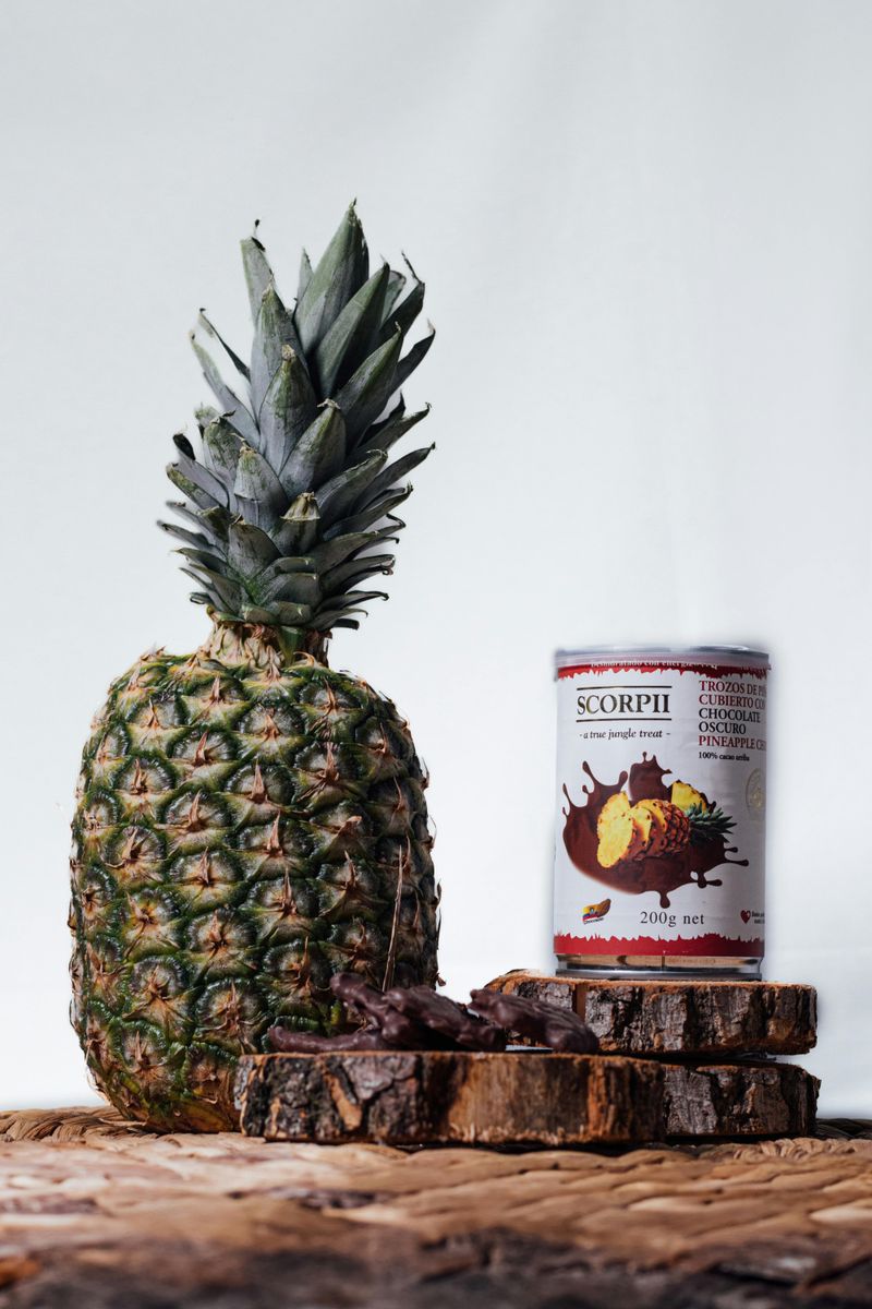 Canned pineapple