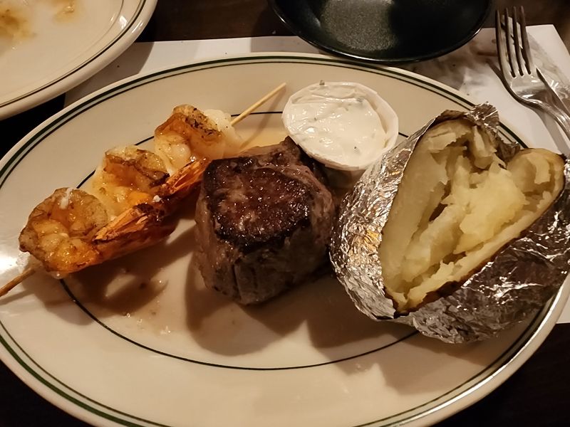 Archie's Waeside - Le Mars, Iowa