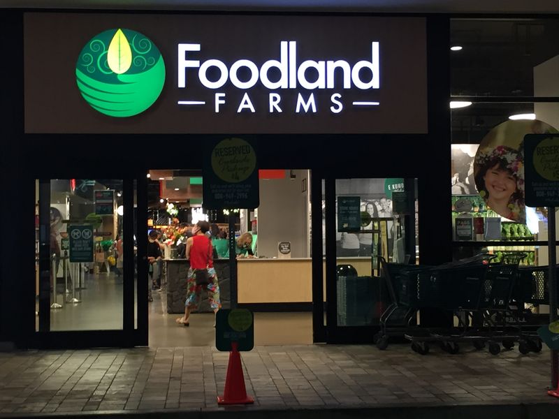 10 Hawaii Poke Counters Where The Freshness Shows Immediately 8 Foodland Farms Ala Moana - Honolulu, Hawaii