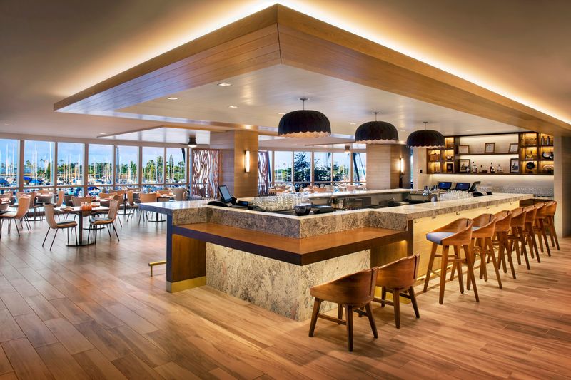 100 Sails Restaurant & Bar — Honolulu, Hawaii