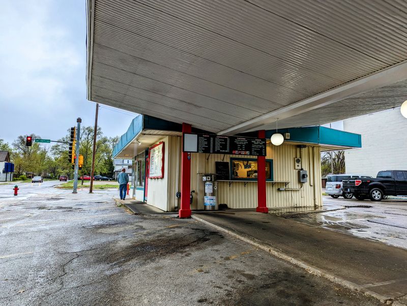 Highway Nearby, Heart Inside