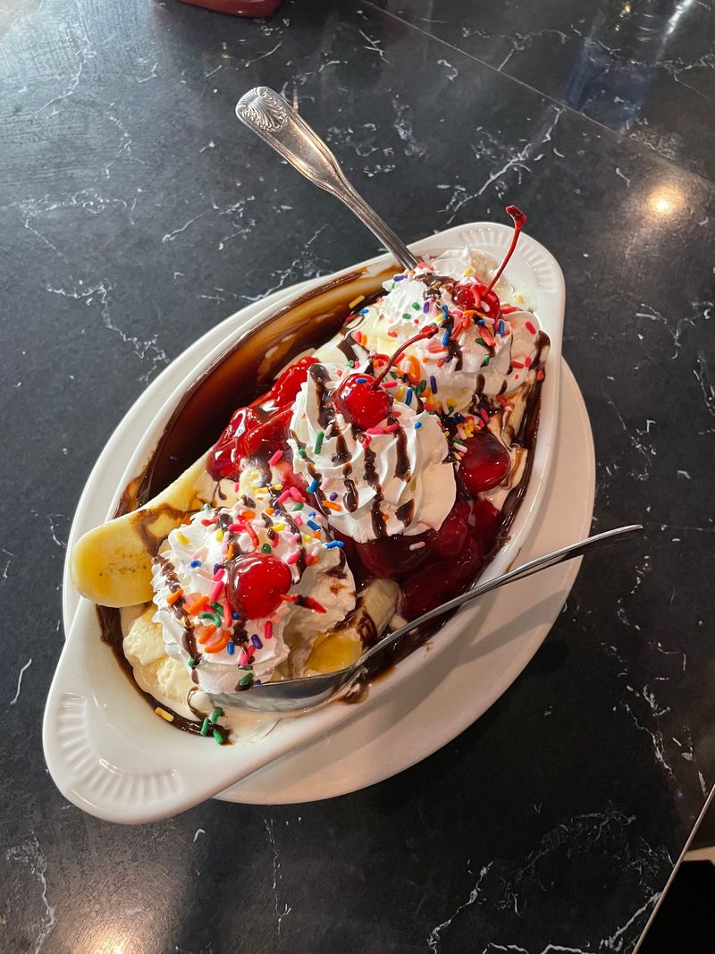 This 1950s Style Florida Diner Is Famous for Its Milkshakes 11 Sundaes, Banana Splits, And Sweet Nostalgia