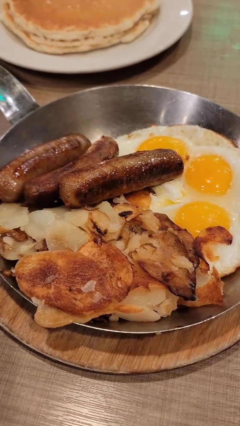 Lou Mitchell's - Chicago, Illinois