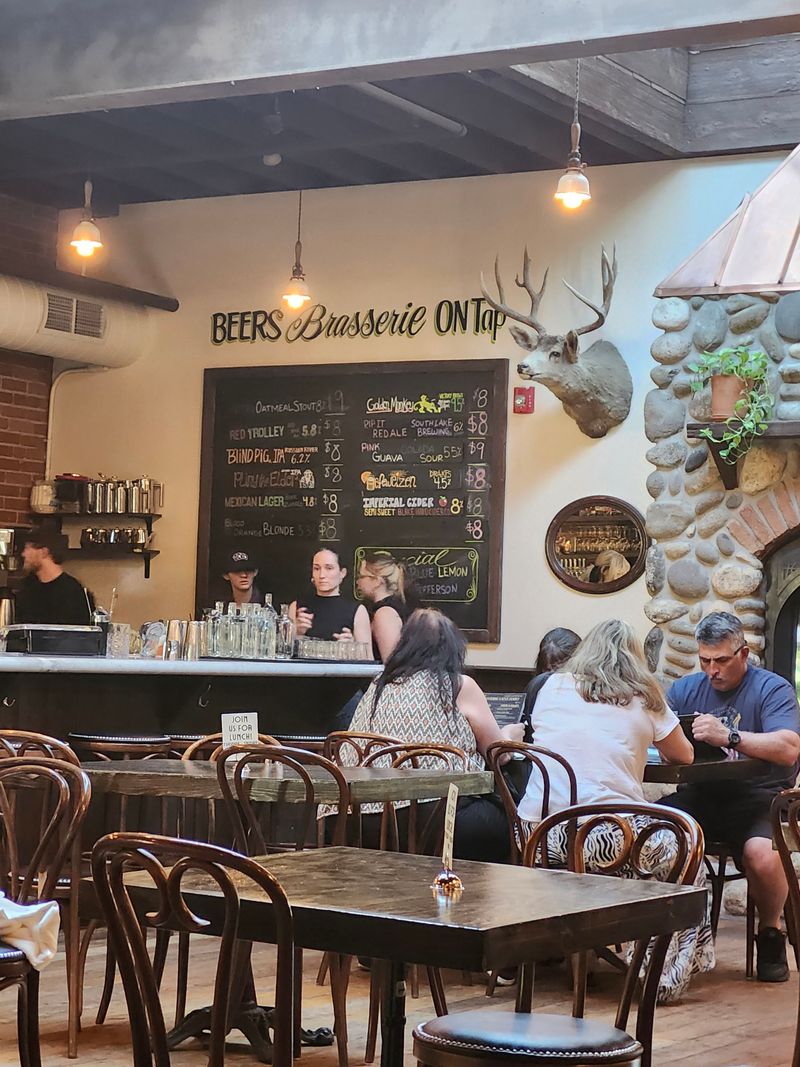 Brasserie Saint James - Reno, Nevada