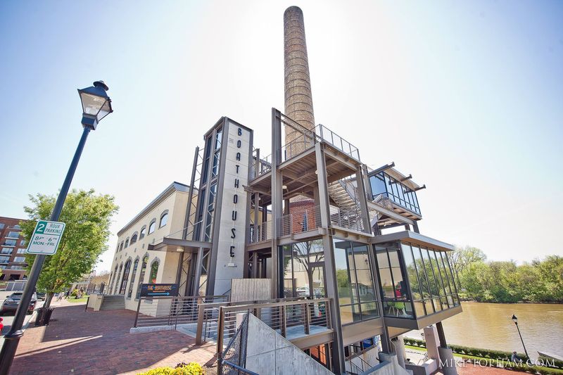 The Boathouse at Rocketts Landing - Richmond, Virginia