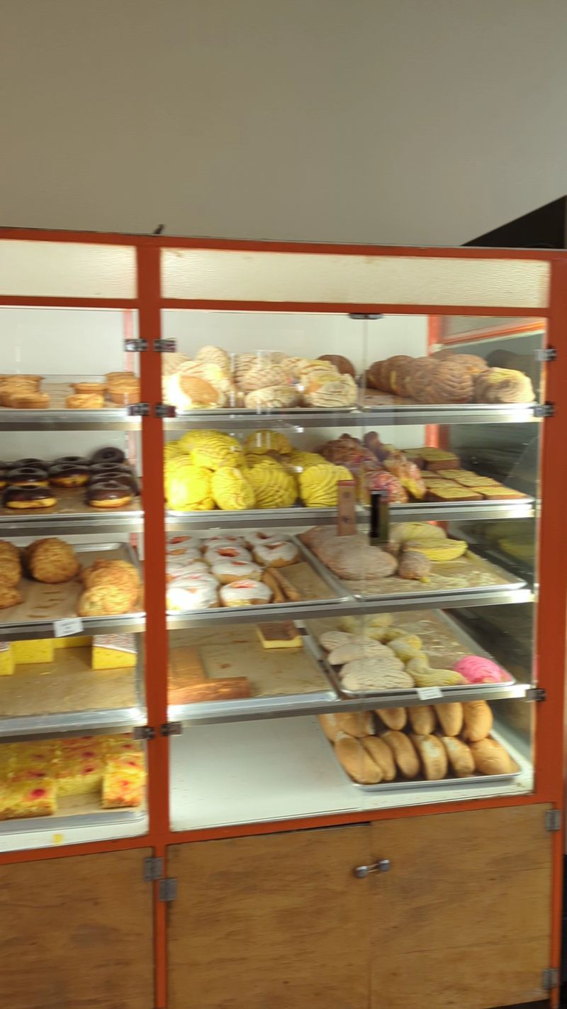 Panaderia el Paisa Bakery - Aurora, Colorado