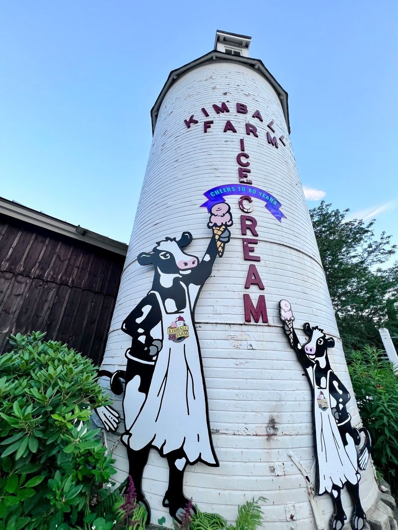 This Massachusetts Ice Cream Stand Draws Summer Lines That Wrap Around The Parking Lot 14 Kid Friendly To The Core