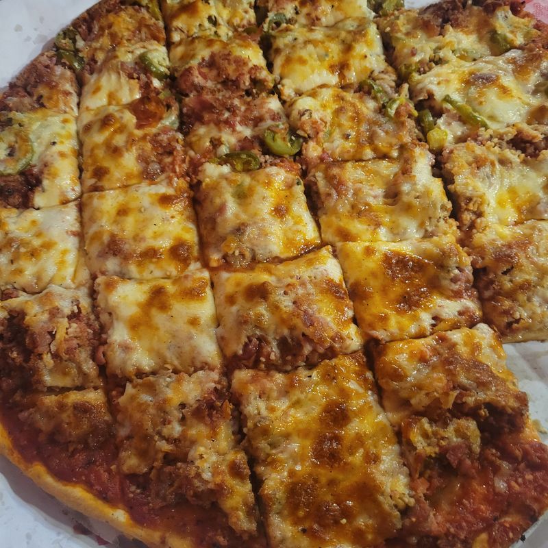 Phil's Pizza - Chicago, Illinois